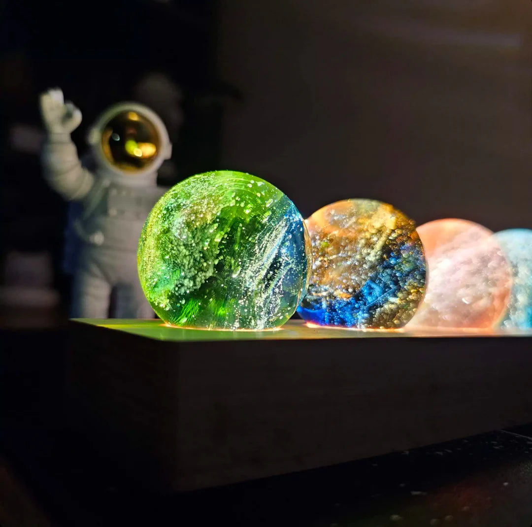 Galaxy Globes